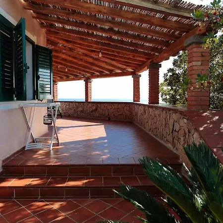 Ferienhaus Panoramic , 600m From The Beach,