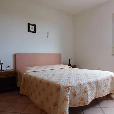 Ferienhaus Panoramic , 600m From The Beach,